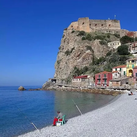 Centro * Scilla